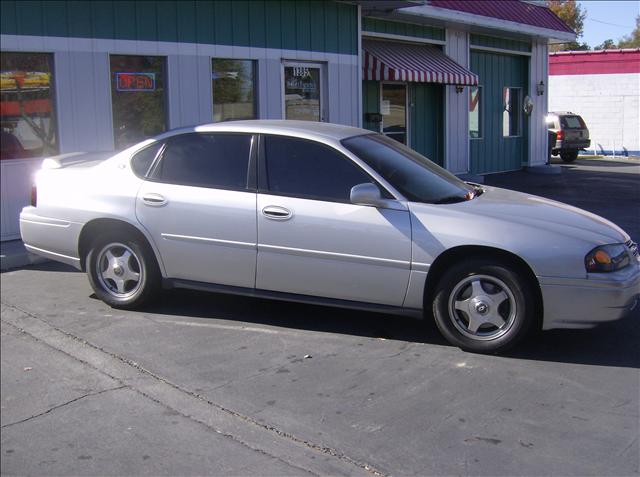 Chevrolet Impala Base Sedan