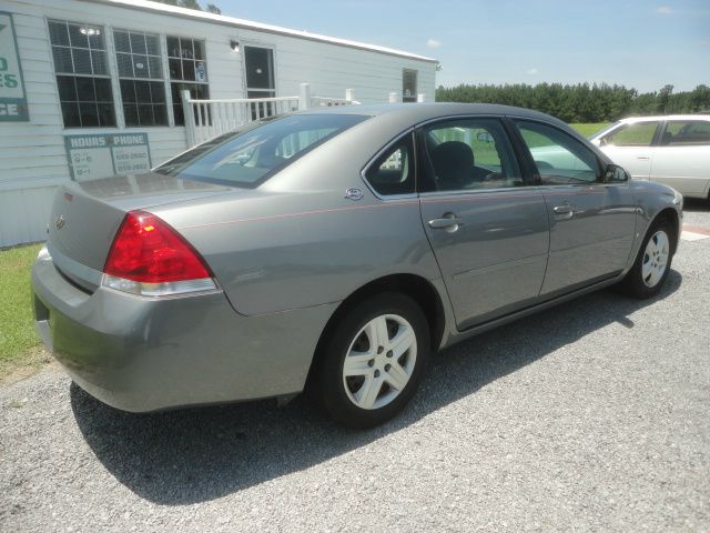 Chevrolet Impala 2006 photo 2