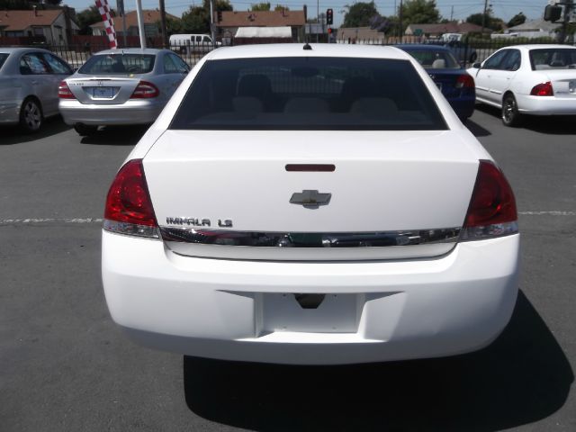 Chevrolet Impala 2006 photo 3