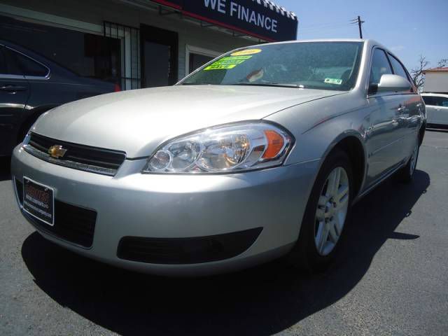 Chevrolet Impala 2006 photo 2