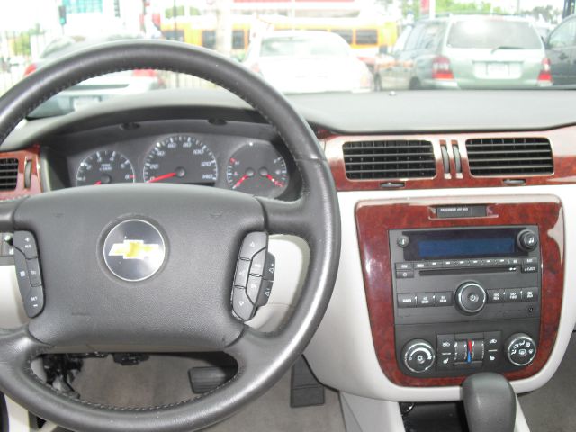 Chevrolet Impala SLE SLT WT Sedan