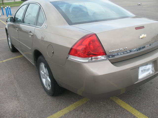 Chevrolet Impala 2006 photo 2