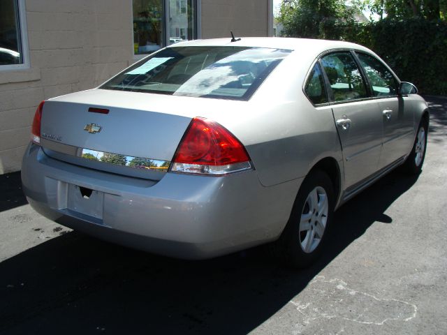 Chevrolet Impala 2006 photo 2