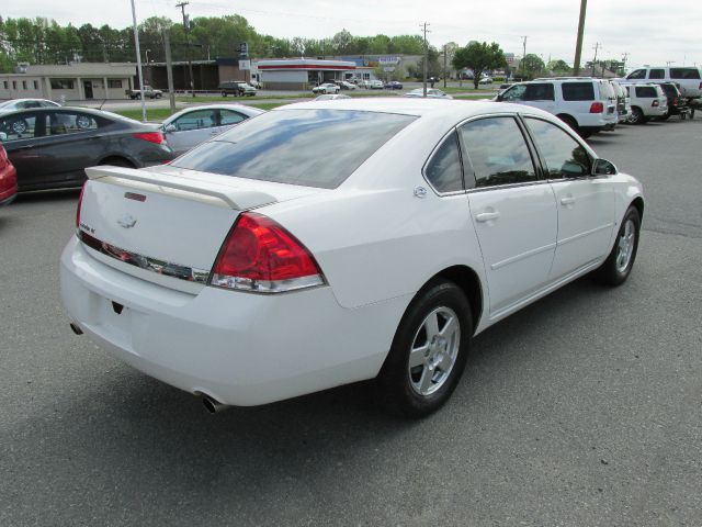 Chevrolet Impala 2006 photo 3