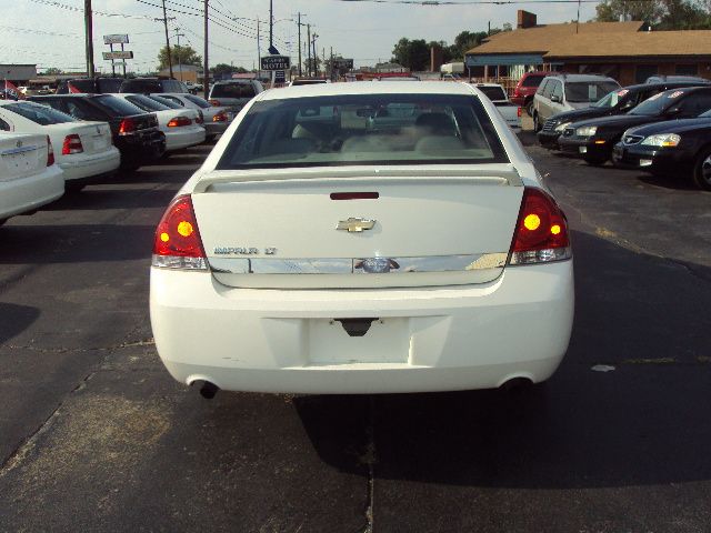 Chevrolet Impala 2006 photo 2