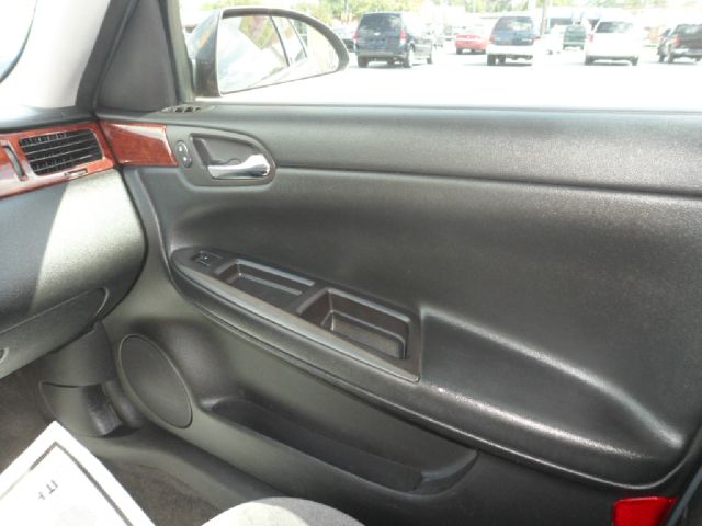 Chevrolet Impala 2006 photo 18