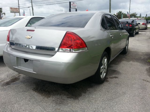 Chevrolet Impala 2006 photo 2