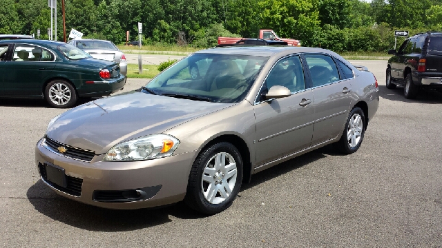 Chevrolet Impala SLE SLT WT Sedan