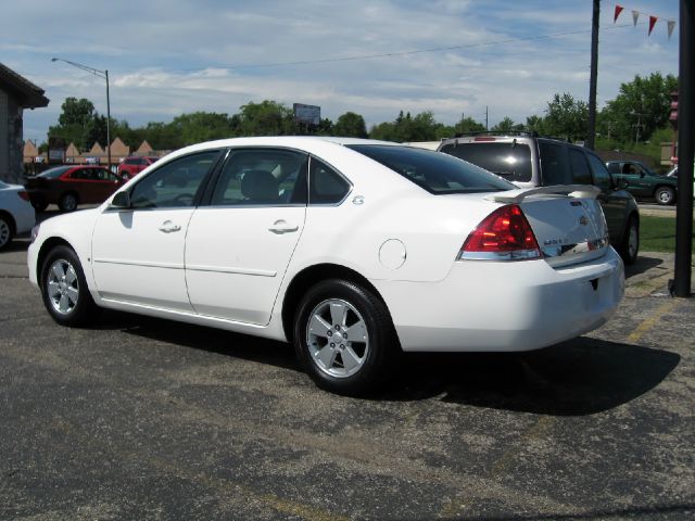 Chevrolet Impala Crew-long-drw-6.6l Diesel-4wd-one Owner Sedan