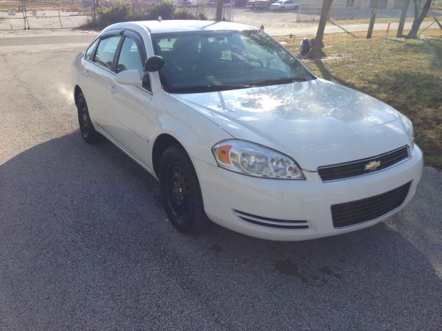 Chevrolet Impala Lariet Sedan