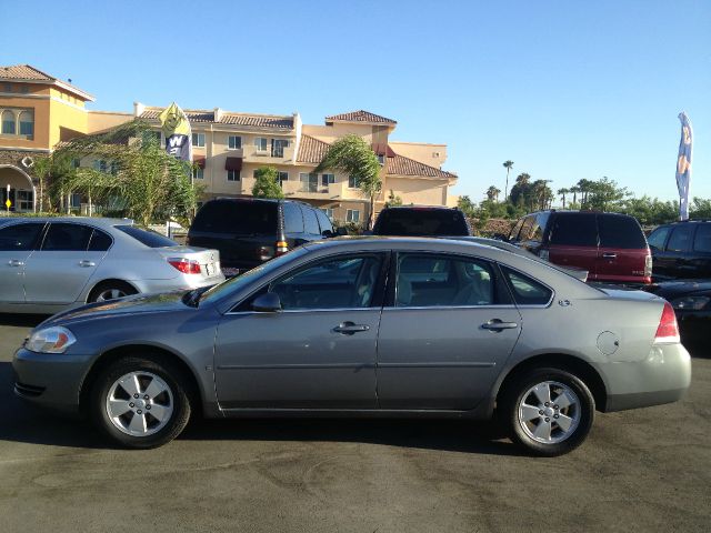 Chevrolet Impala Crew-long-drw-6.6l Diesel-4wd-one Owner Sedan