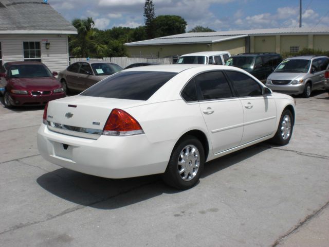 Chevrolet Impala 2008 photo 2