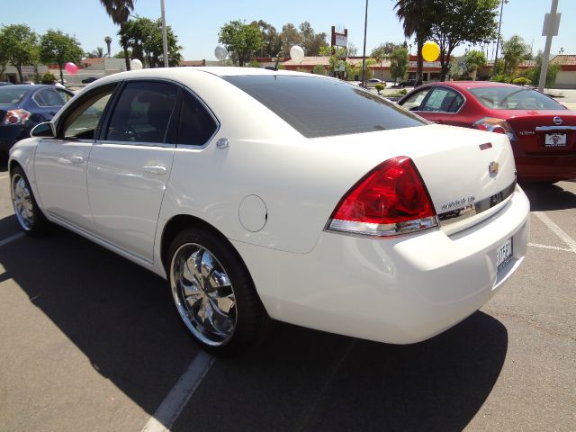 Chevrolet Impala 2008 photo 4