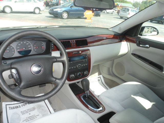 Chevrolet Impala 2008 photo 21