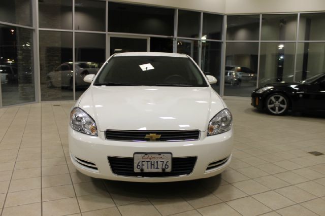 Chevrolet Impala 2009 photo 4