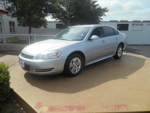 Chevrolet Impala 2009 photo 2