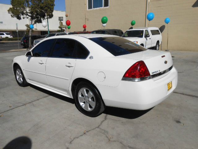 Chevrolet Impala 2009 photo 2