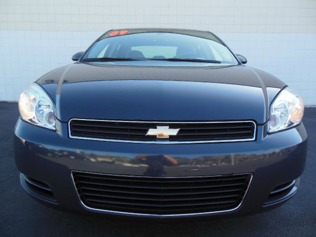 Chevrolet Impala 2009 photo 2