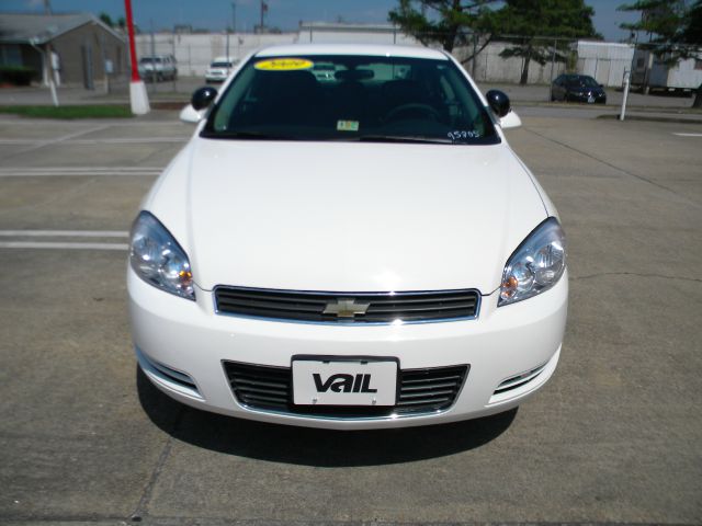 Chevrolet Impala 2009 photo 2