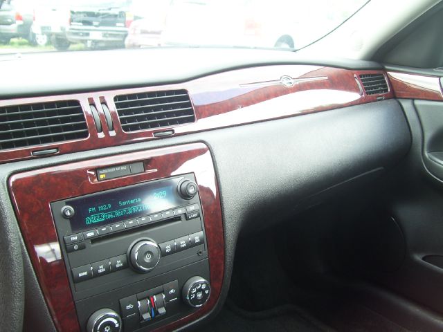 Chevrolet Impala 2009 photo 35