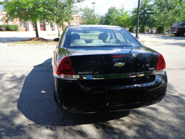 Chevrolet Impala 2009 photo 3