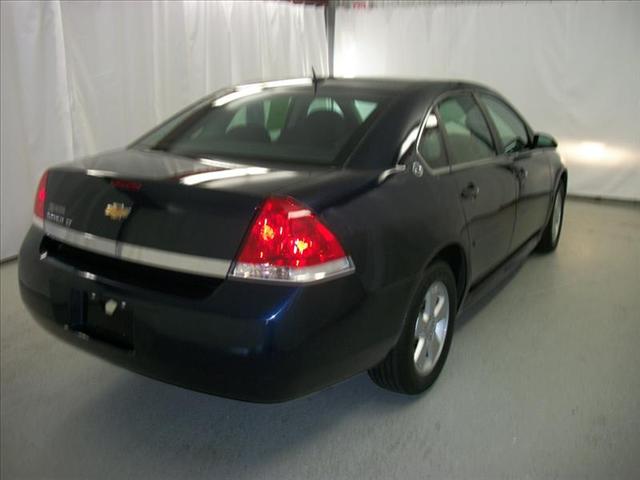 Chevrolet Impala 2009 photo 2