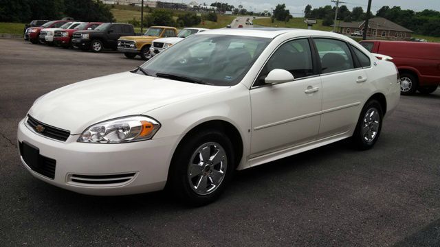 Chevrolet Impala 2009 photo 2