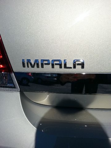 Chevrolet Impala 2010 photo 1