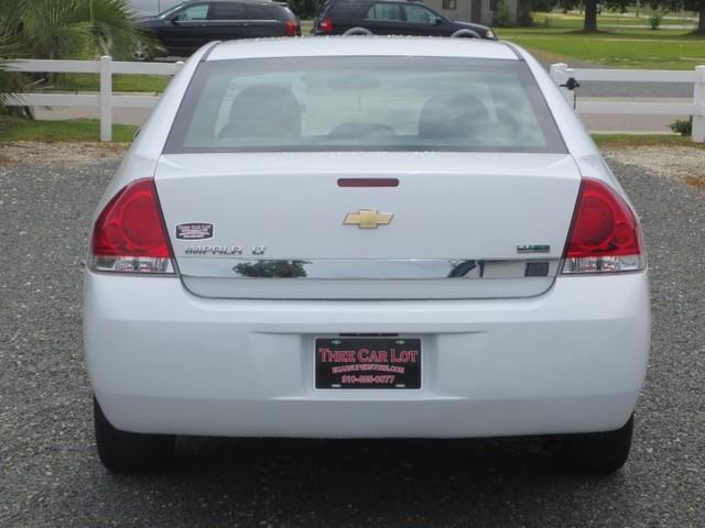 Chevrolet Impala 2010 photo 9