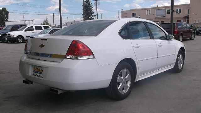 Chevrolet Impala 2010 photo 1