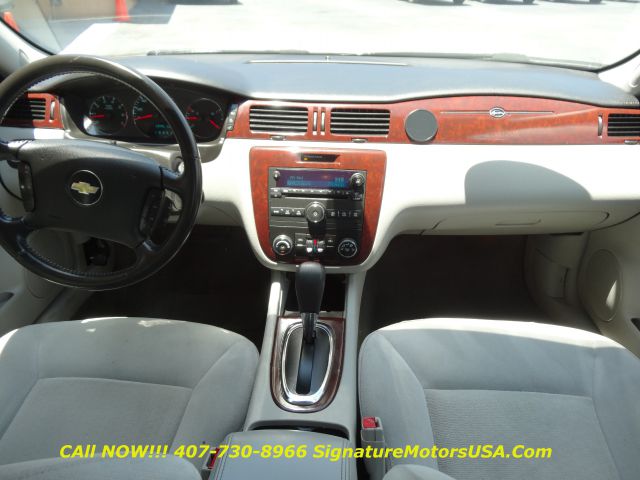 Chevrolet Impala 2010 photo 15