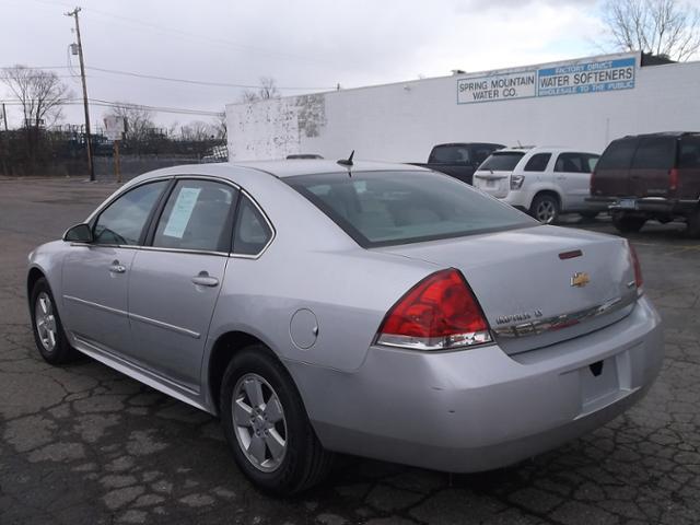 Chevrolet Impala 2010 photo 4