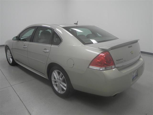 Chevrolet Impala 2010 photo 1