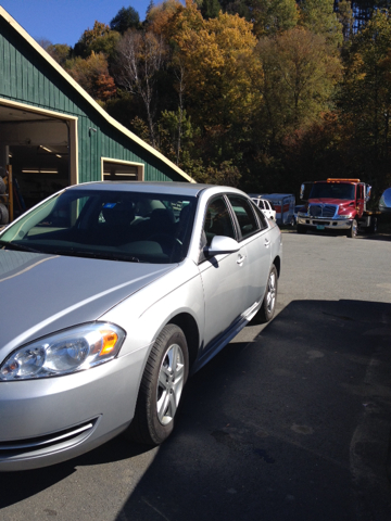 Chevrolet Impala 2010 photo 2