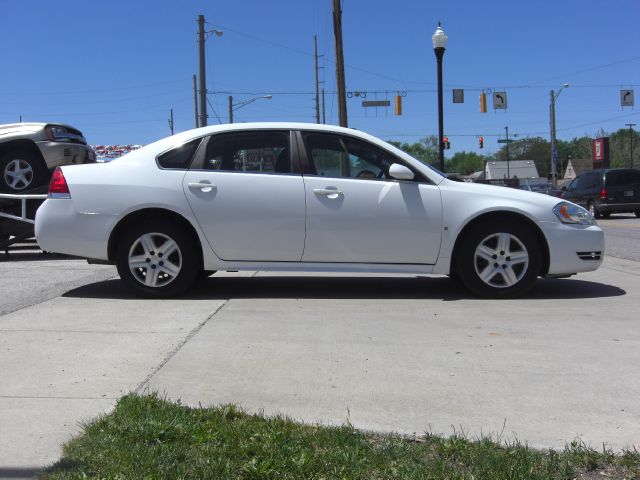 Chevrolet Impala 2010 photo 17