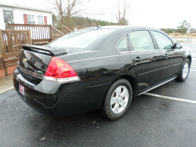 Chevrolet Impala 2010 photo 1