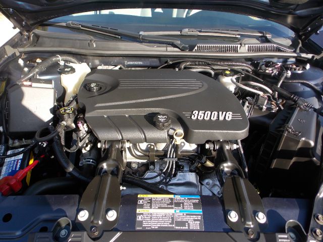 Chevrolet Impala 2010 photo 1