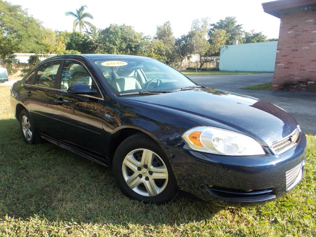 Chevrolet Impala 2010 photo 2