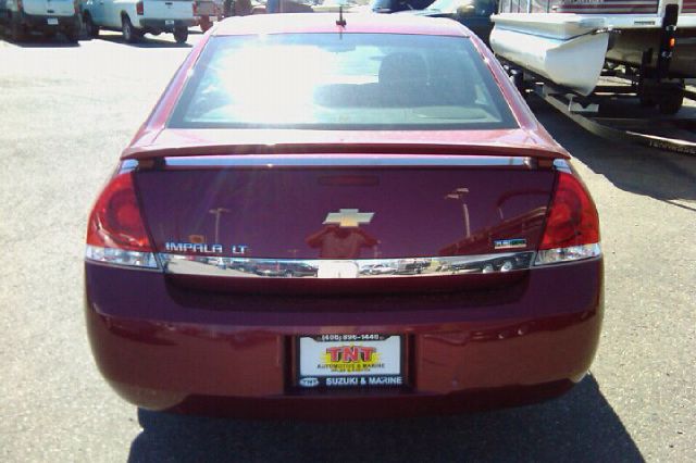 Chevrolet Impala 2010 photo 1