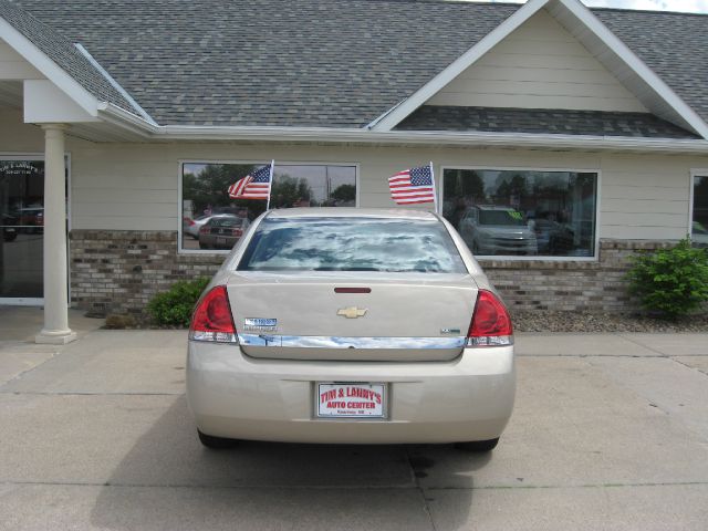 Chevrolet Impala 2010 photo 1