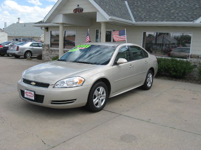 Chevrolet Impala 2010 photo 3