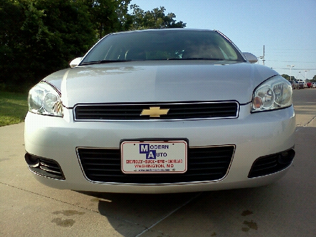 Chevrolet Impala 2010 photo 4