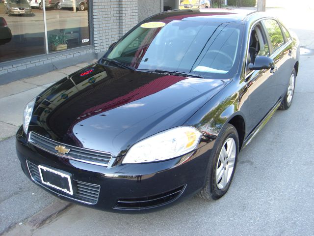 Chevrolet Impala 2010 photo 2