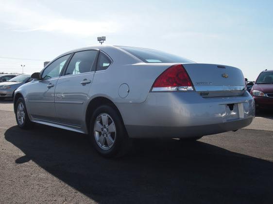 Chevrolet Impala SL1 Sedan