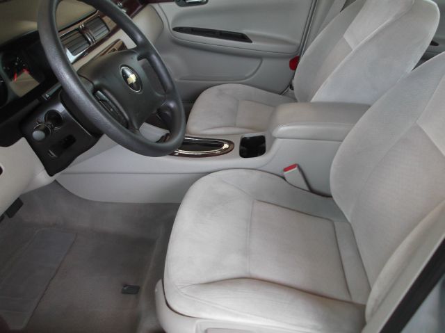 Chevrolet Impala 2010 photo 1