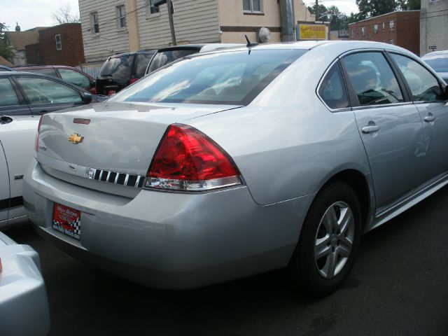 Chevrolet Impala 2010 photo 3