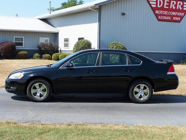 Chevrolet Impala 2010 photo 4