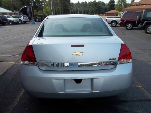 Chevrolet Impala 2010 photo 3