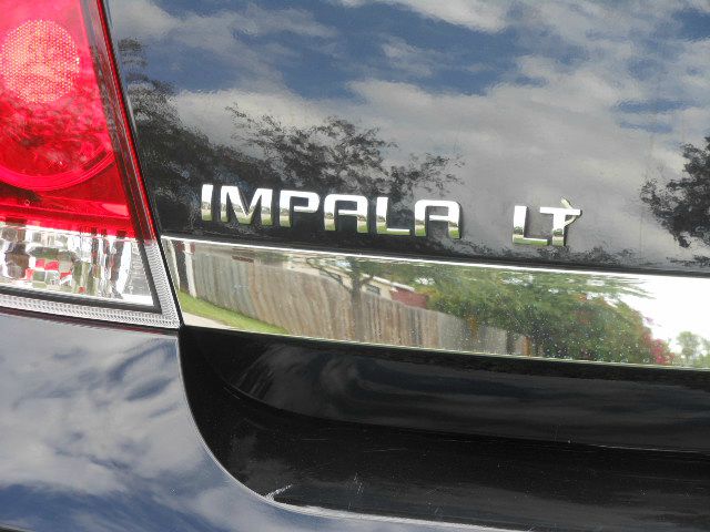 Chevrolet Impala 2010 photo 3