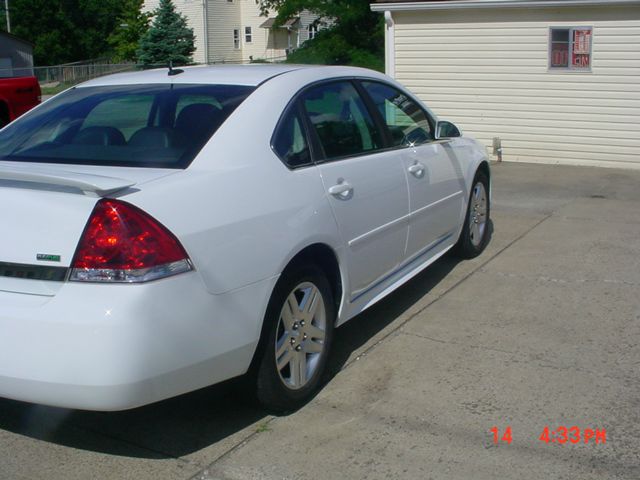 Chevrolet Impala 2010 photo 1